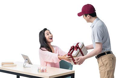 游族网络：《三体》IP游戏预计3-5年内问世 虚幻4打造